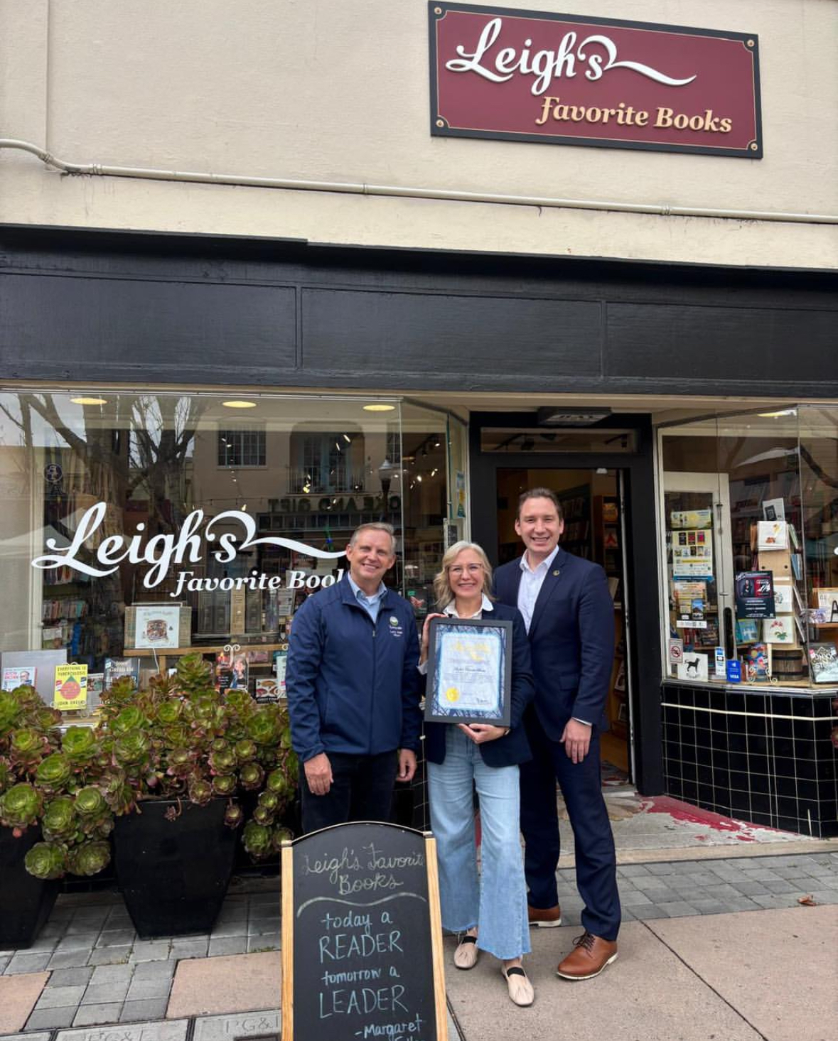 Leigh Bookstore Photo